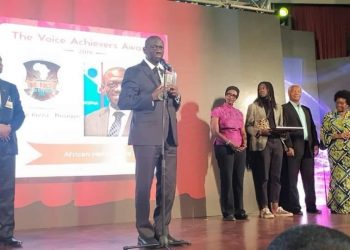 Besigye Receives “The Voice Achievers Award” in Kenya