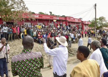 Museveni Compensates Families of Kyambura Fuel Inferno Victims with shs.5m
