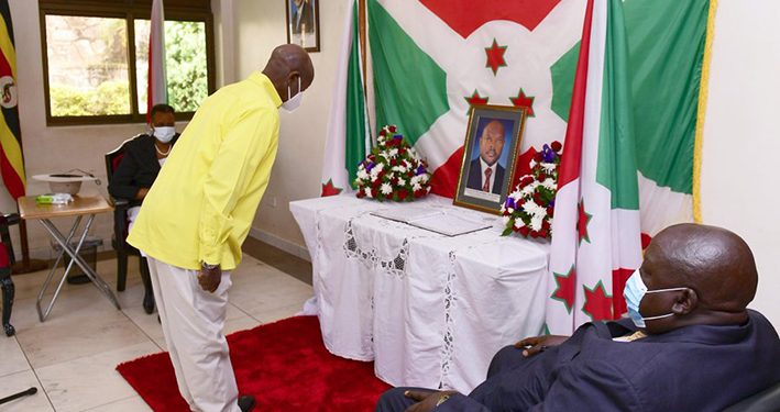 Museveni Praises Nkurunziza for Accepting Peace Deal