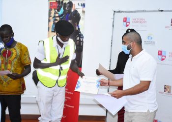 Needy Traffic Cop scoops Scholarship at Ruparelia’s Victoria University