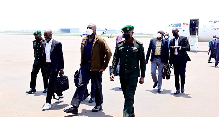 Muhoozi, Mwenda in Kigali to meet President Kagame