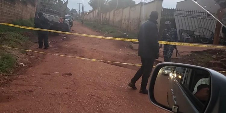 Breaking: Gunmen attack Kensington police in Kyanja