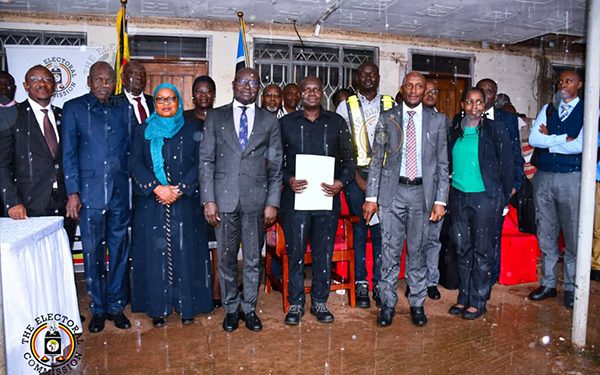 Second Phase of Kampala Flyover kicks off as EC hand overs former Offices to UNRA