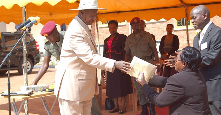 “Stop giving Voters money”; Museveni warns Kampala NRM leaders 