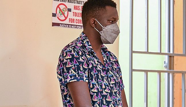 Wanted city Land Grabber opens Gunfire on Cops while Resisting arrest