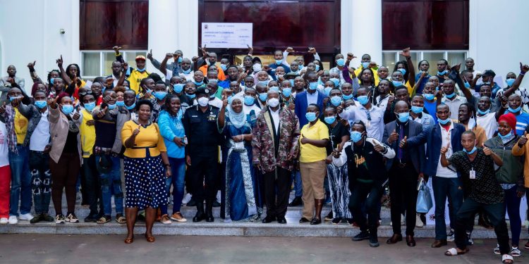 Museveni fulfills Shs1.2 Billion pledge to Ghetto SACCOs, emphasizes Accountability