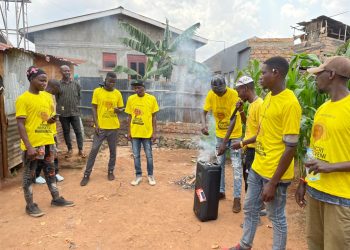 DIPO ku DIPO: Damulira’s Ghetto Youth Roll out Door-to-Door Mobilisation Drive for Museveni 