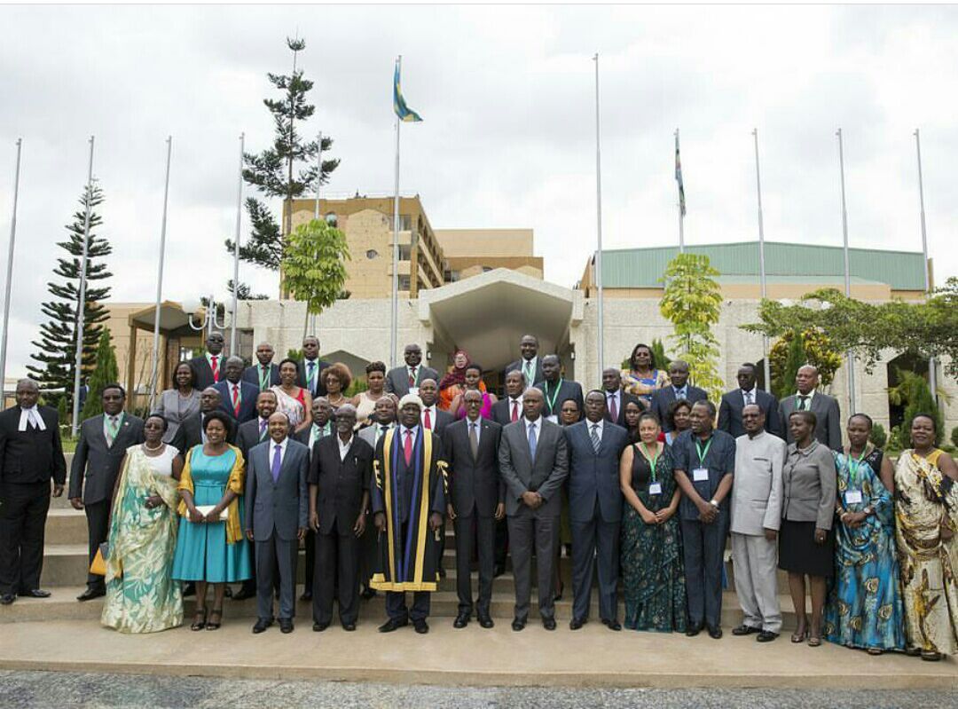 Kagame bids farewell to regional MPs