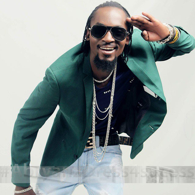 Bouncer beats singer Moze Radio into coma