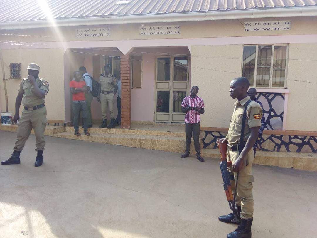 Pictures Police breaks into Kirumira's house, arrests him amid heavy