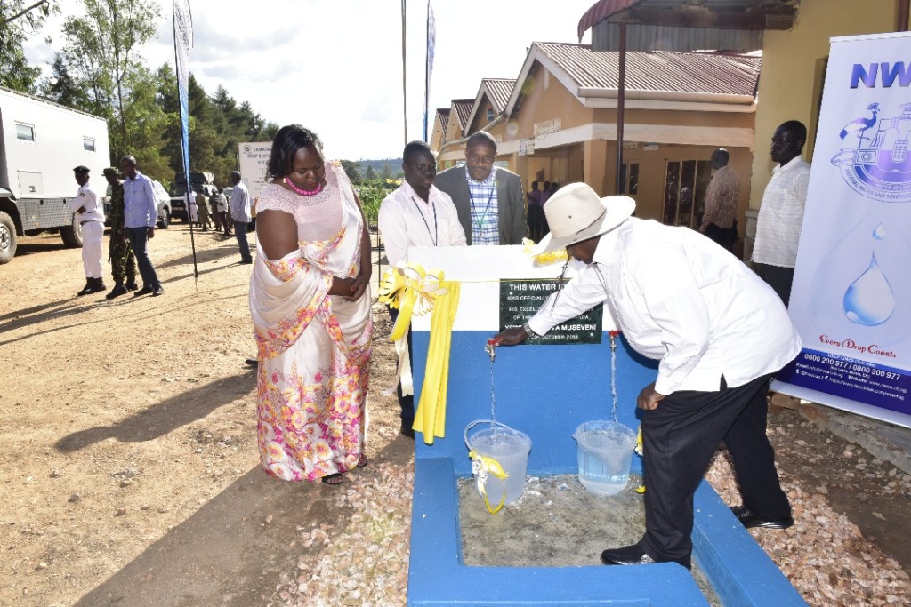 Museveni Commissions Kashongi Water Mains