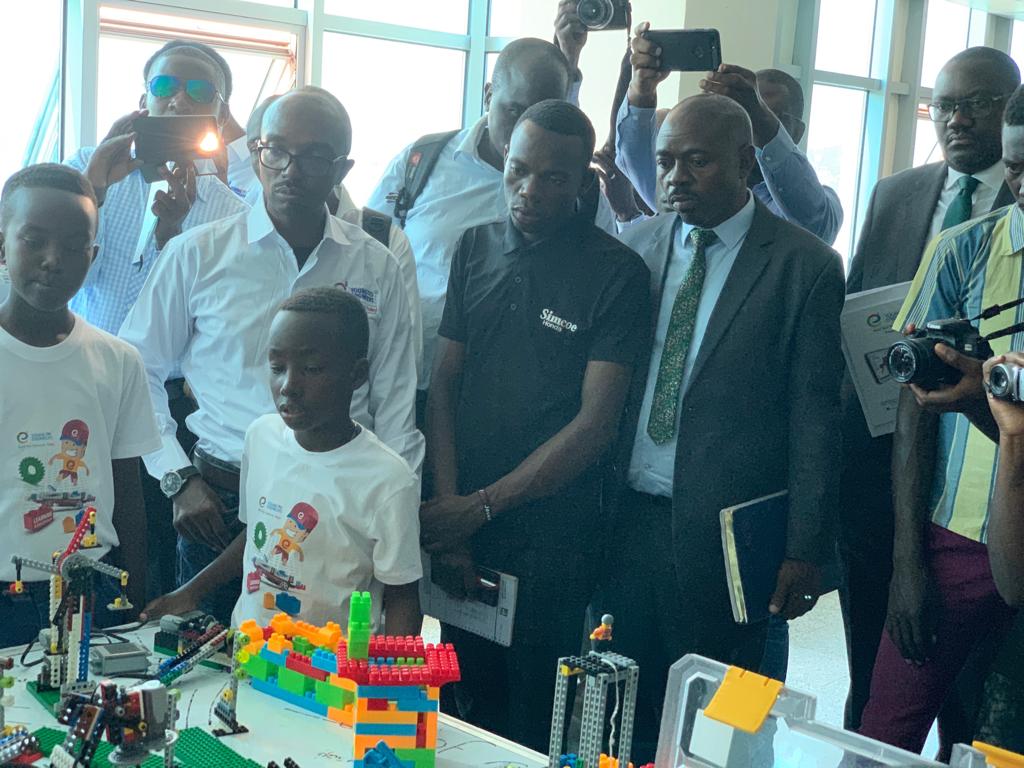 Israeli Tech Programme for Children Unveiled in Uganda