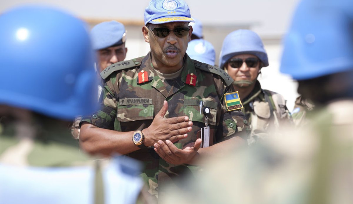 Rwandan Army Commander Warns Citizens against Crossing to Uganda for Medical Services