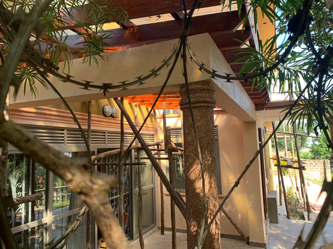 Exclusive Photos: IGG Builds shs2b House in Kololo