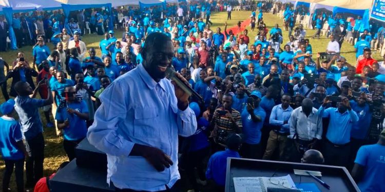 Besigye: I hear some People saying I should Go, I won’t Go until I liberate Myself
