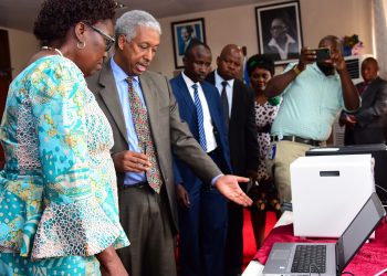 WHO Donates TB Machine to Prisoners
