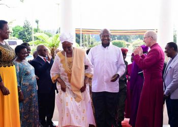 Photos: Amama Mbabazi among top Gov’t Officials who welcomed Archbishop of Canterbury at State House
