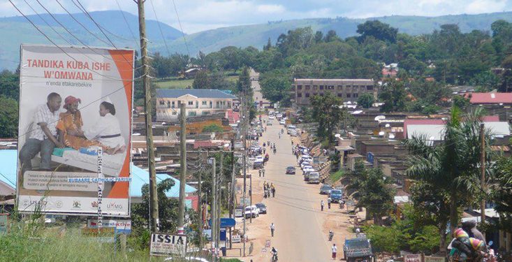 Tomato Farmer Hacks former Ibanda DEO on Suspicion of Sleeping with his Wife