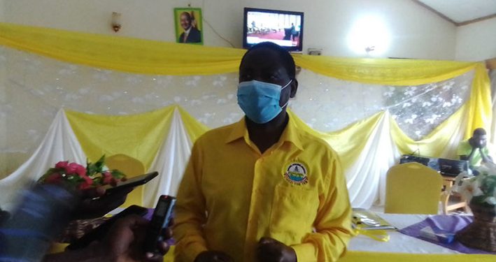 Video: After ‘offering’ voters ‘Transport Refund’ of 5k Bahati wins Ndorwa with 90%