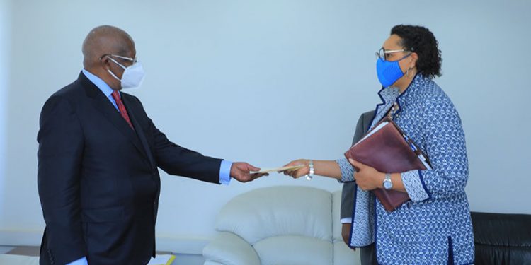 New U.S ambassador Natalie Presents Credentials to Minister Kutesa