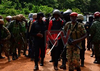 No single  Bullet, Teargas as Police secures Bobi Wine from Kalangala to Magere
