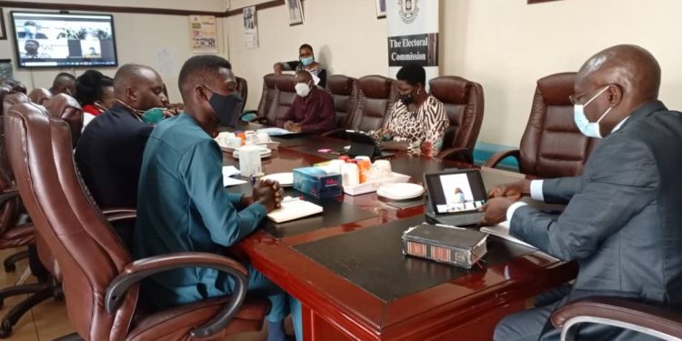 Photo: Bobi Wine in Talks with EC