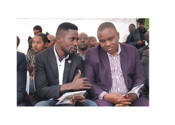 Lukwago dares Kyagulanyi- “Be like Besigye”
