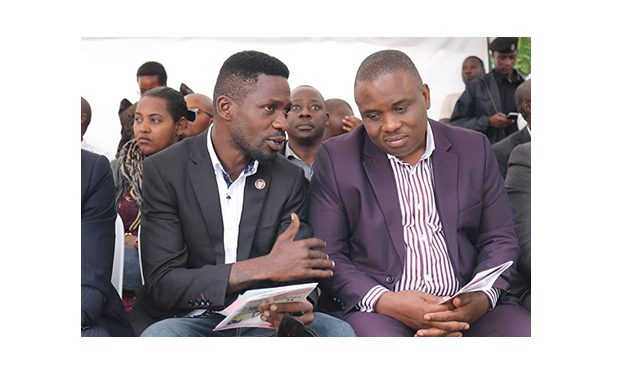 Lukwago dares Kyagulanyi- “Be like Besigye”