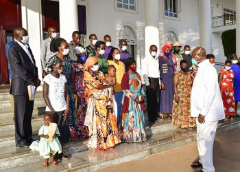 Museveni contributes Shs.10m to Families attacked by Bijambiya gang