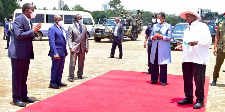 Museveni tasks Rujoki to Eliminate ‘grasshoppers’ in URA to improve tax collection