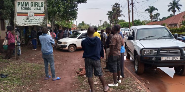 VIDEO: Parents storm PMM Girls school in Jinja to Lynch female Teacher for Sleeping with students