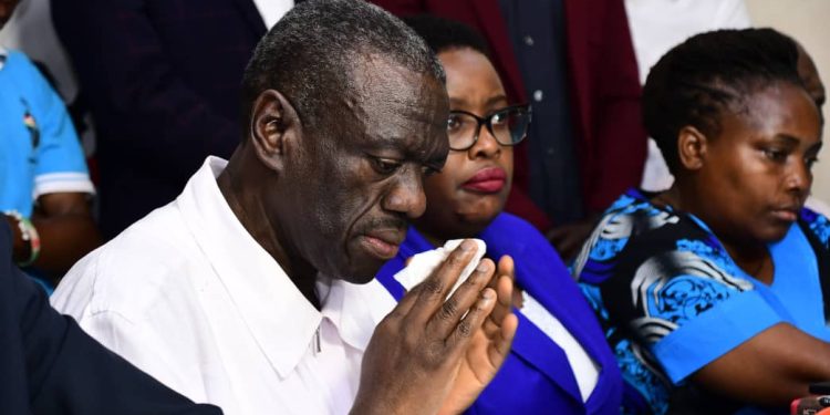 Dirty Money: Besigye breaks into Tears at Katonga