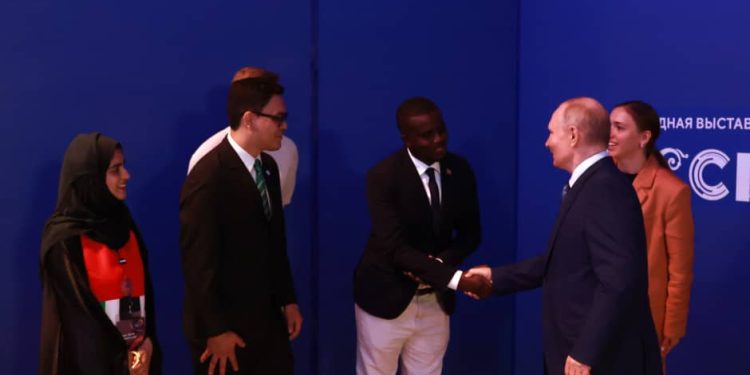 Ugandan youth Leader Davis Akampulira invites Putin to Uganda during Private meeting