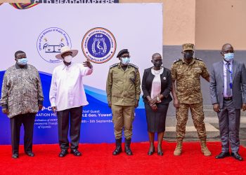 Museveni tells Police: Work with Poor people to Catch the Corrupt